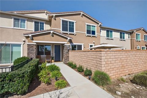 Photo of 16502 Casa Grande, Fontana, CA 92336 (MLS # IG26054086)