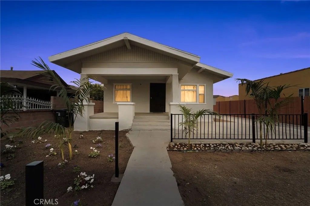 Photo of 1043 W 95th Street, Los Angeles, CA 90044 (MLS # PW26002233)