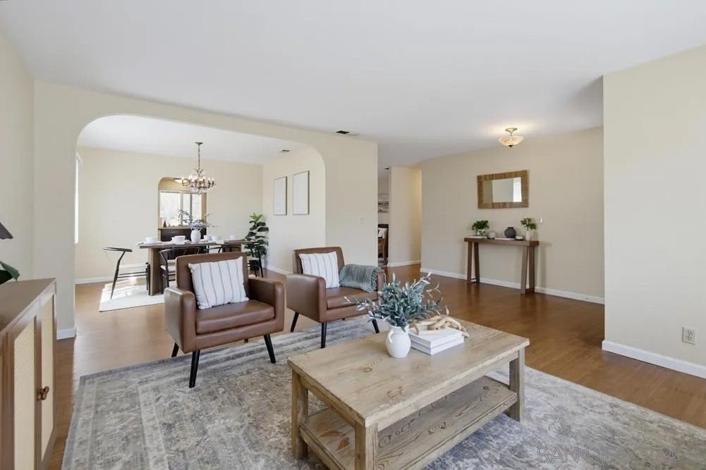 2499 Windmill View Road