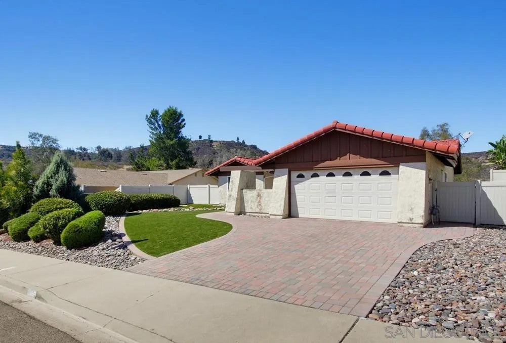 Photo of 2499 Windmill View Road, El Cajon, CA 92020 (MLS # 260023369)