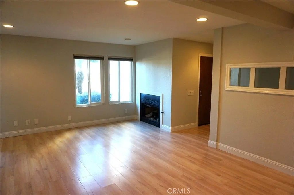 Photo of 16521 Grunion, Huntington Beach, CA 92649 (MLS # OC26048663)