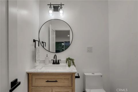 Tiny photo for 1741 N Rose St, Burbank, CA 91505 (MLS # DW25246084)