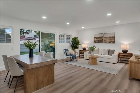 Tiny photo for 1741 N Rose St, Burbank, CA 91505 (MLS # DW25246084)