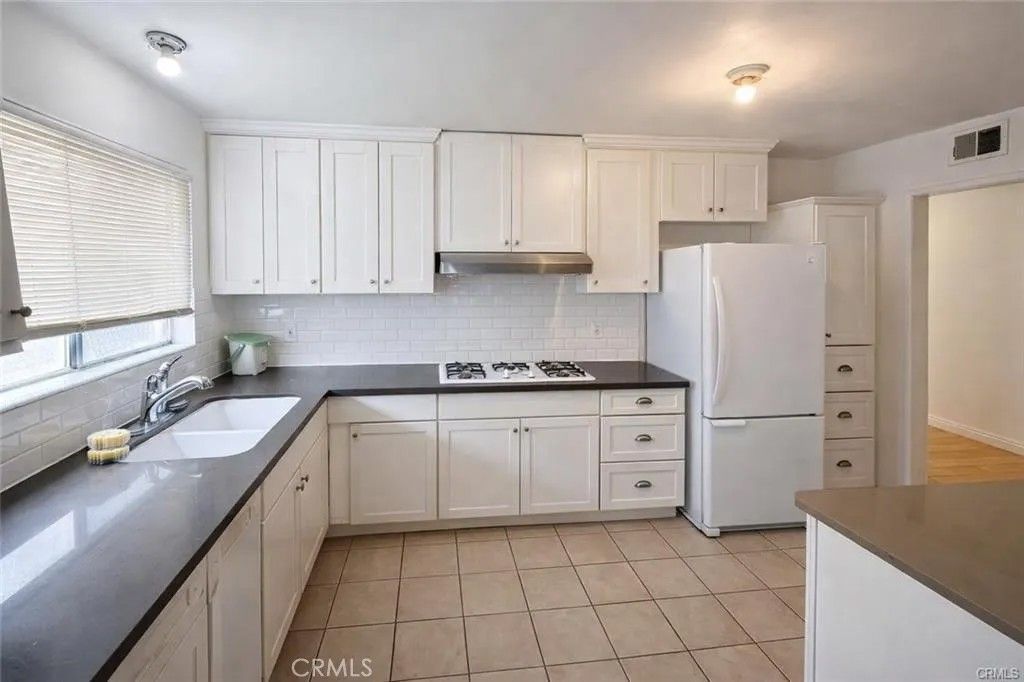 Photo of 15502 N Williams Street, Tustin, CA 92780 (MLS # WS26090052)