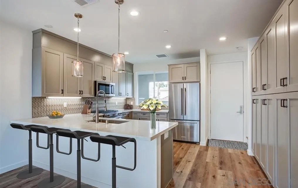 4211 Utah 2
