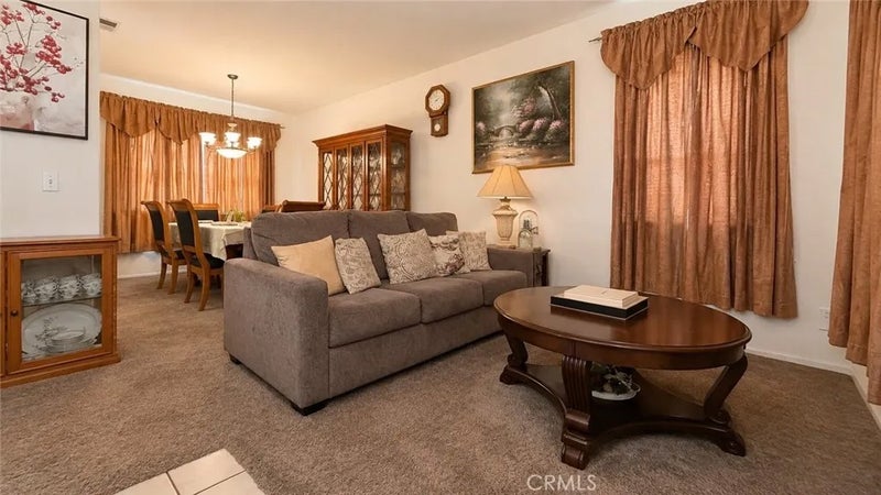 6538 Douglas