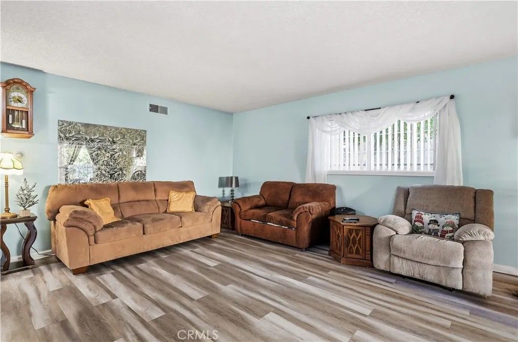 Photo of 11474 Gladstone, Sylmar, CA 91342 (MLS # SR26081215)