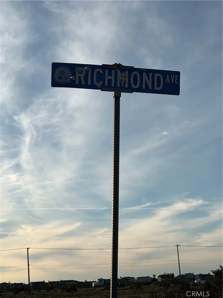 0 Hook and Richmond