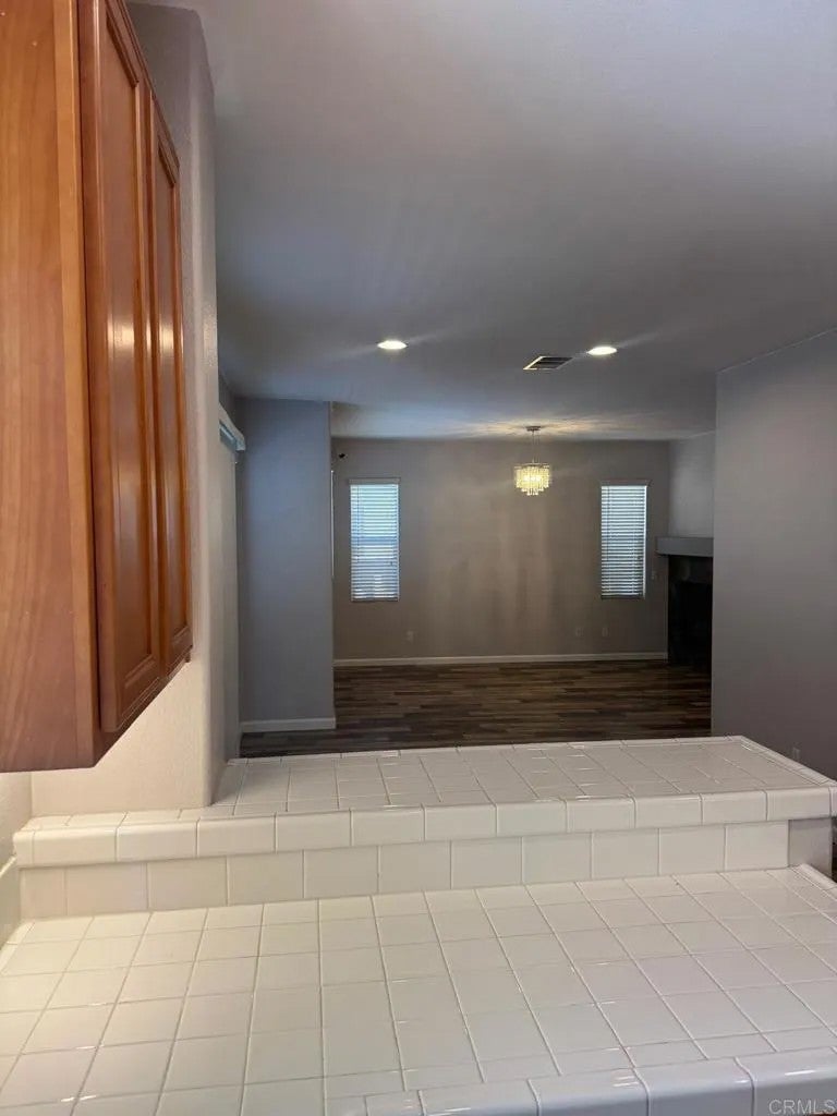 4101 Avenida Ar