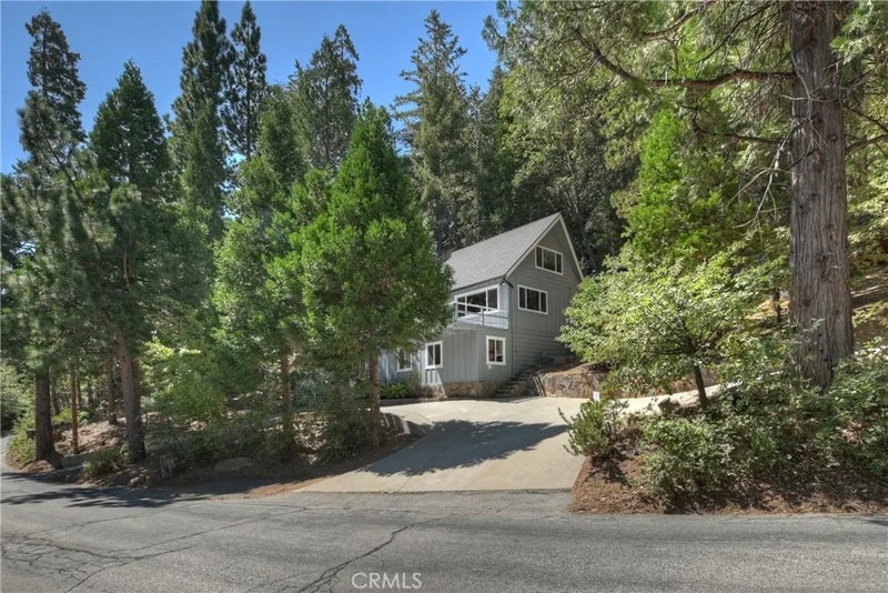 26661 Lake Forest