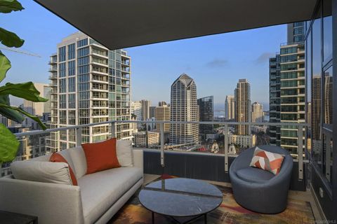 Photo of 1325 Pacific Hwy #2704, San Diego, CA 92101 (MLS # 260011233)