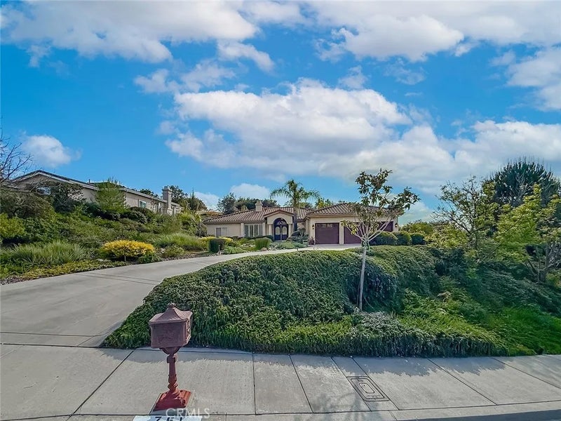 751 Parmenter Court