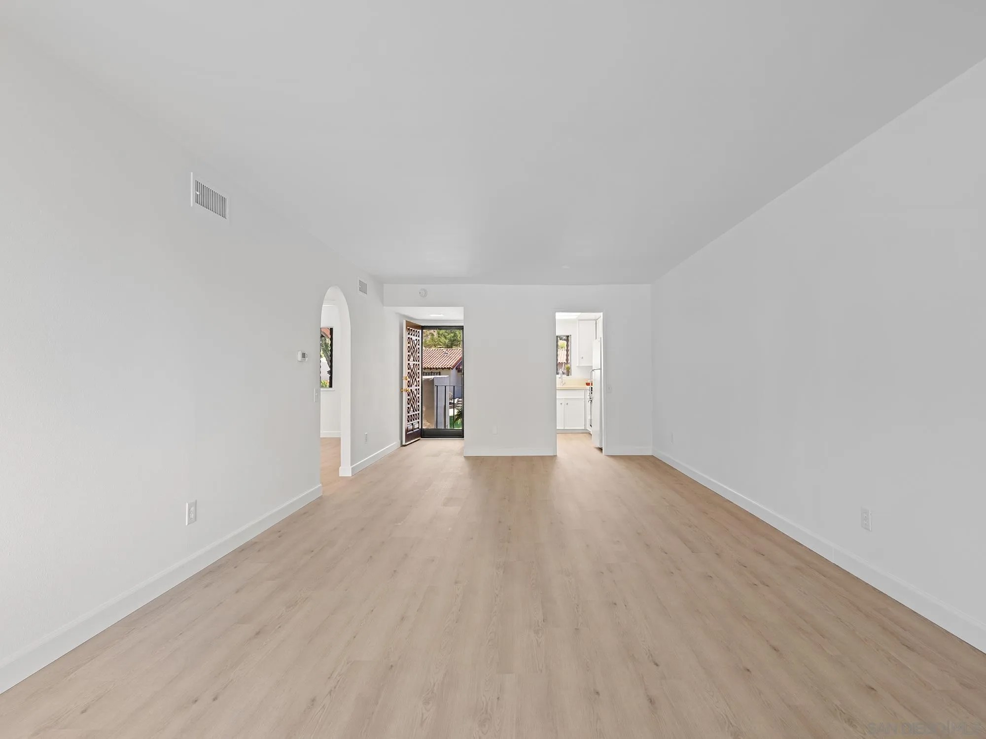 12140 Rancho Bernardo Dr B