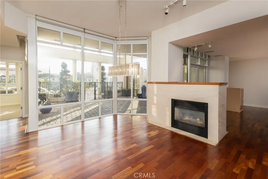 700 W Harbor Drive 104
