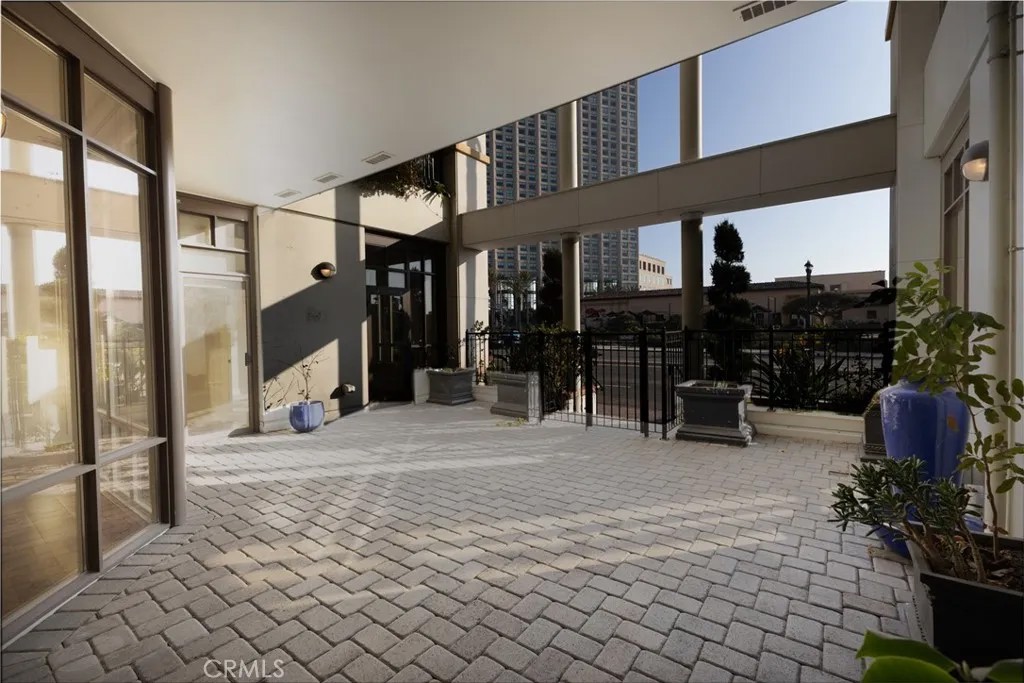 700 W Harbor Drive 104
