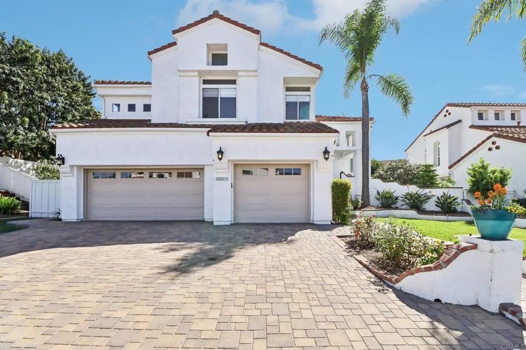 Photo of 4923 Amador Drive, Oceanside, CA 92056 (MLS # NDP2603126)