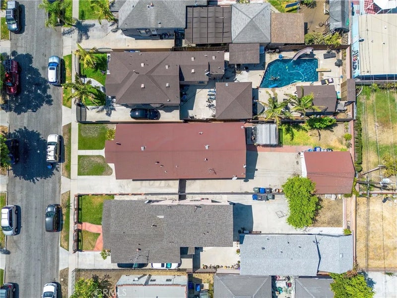 8437 San Vincente