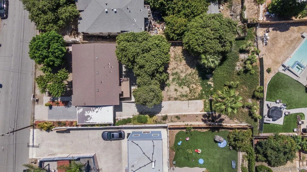 Photo of 2256 El Prado Ave, Lemon Grove, CA 91945 (MLS # 250037115)