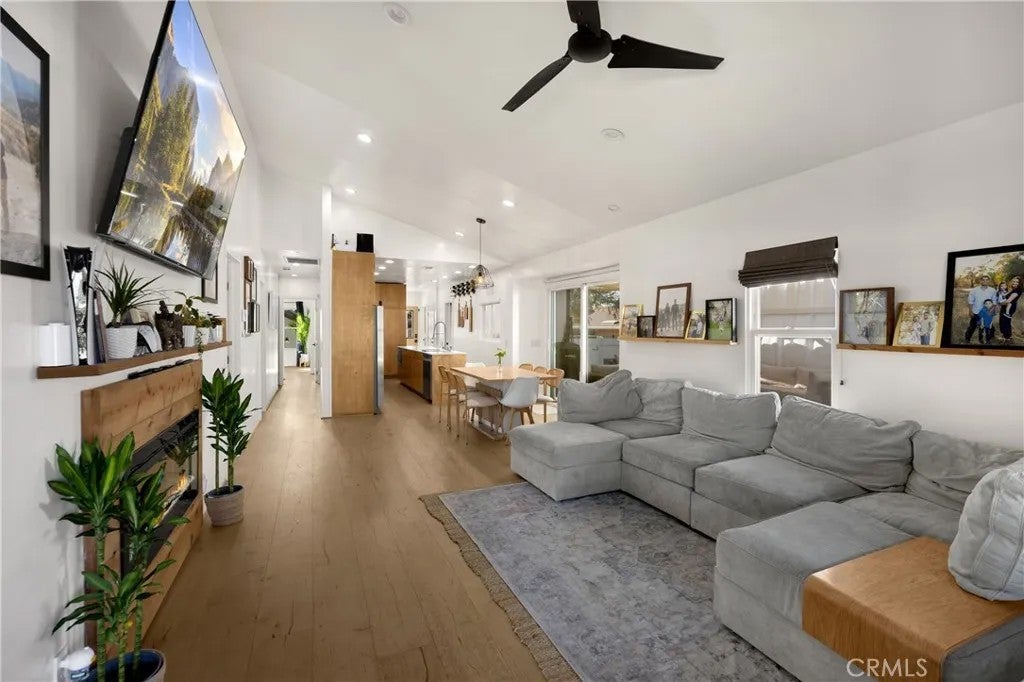 506 E 11th