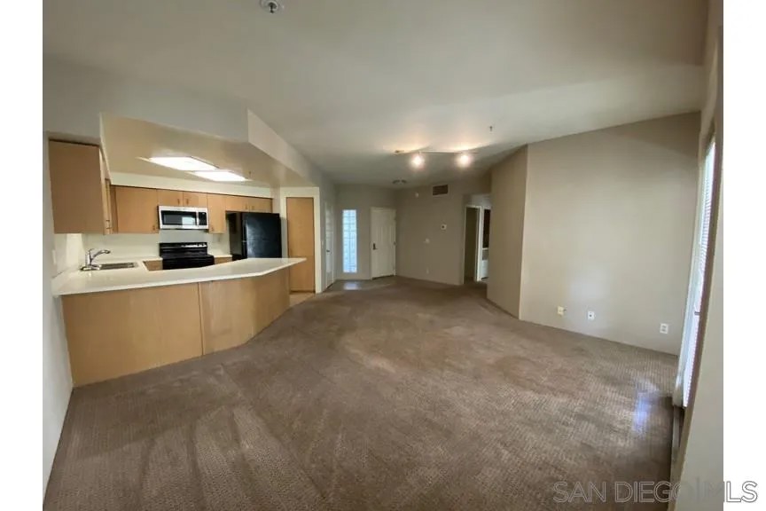 655 Columbia St 110