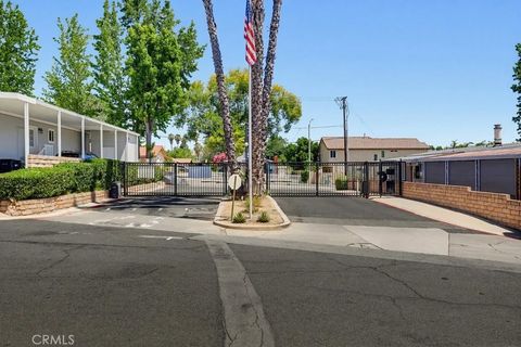 Tiny photo for 31244 Lakehills Road, Castaic, CA 91384 (MLS # CV26132858)