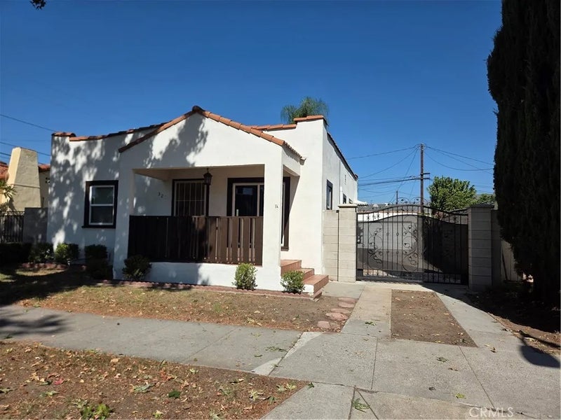 321 E Norwood
