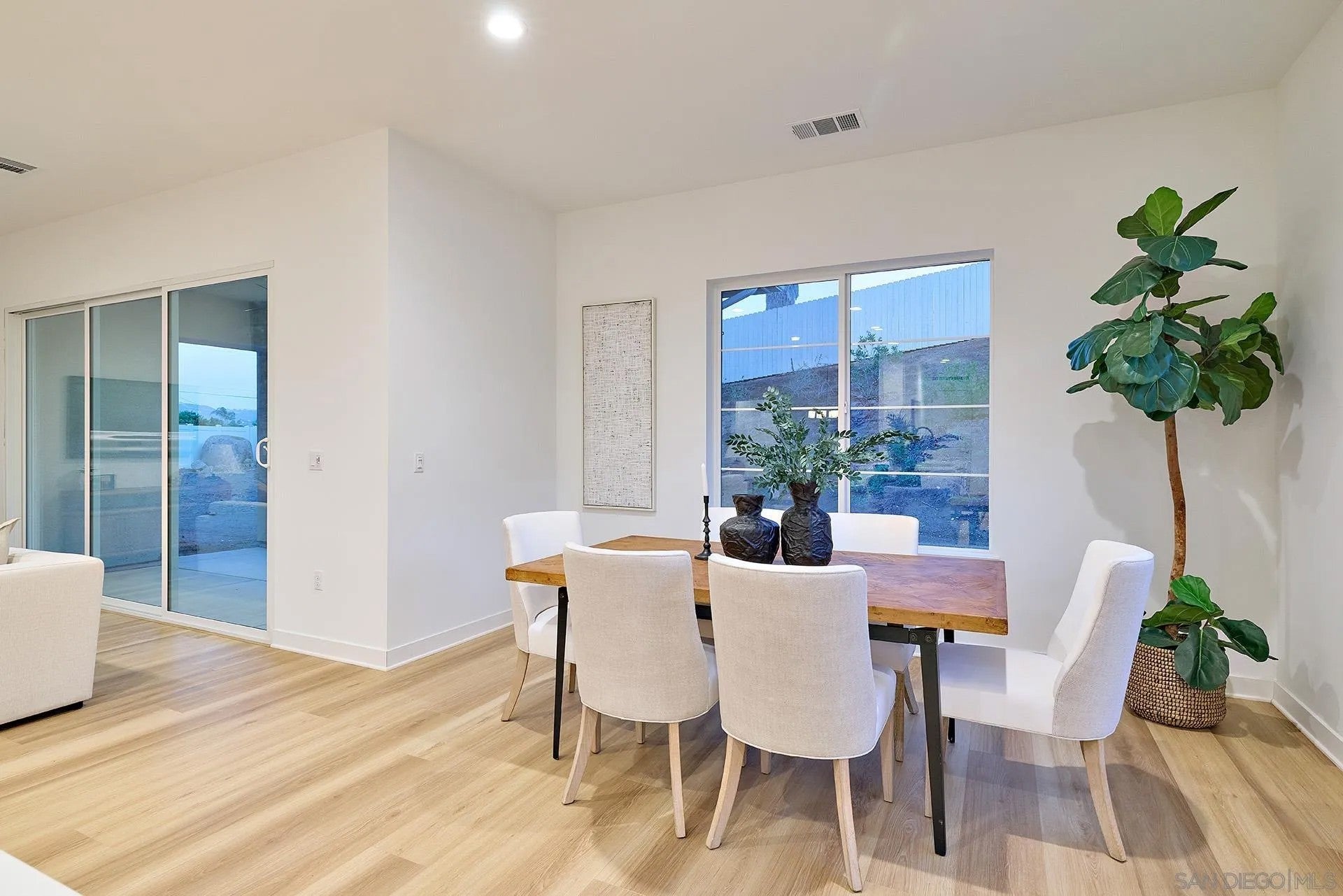 1748 Ishihara Rd