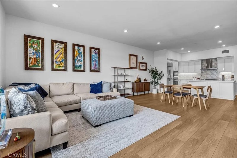 2307 Rivington