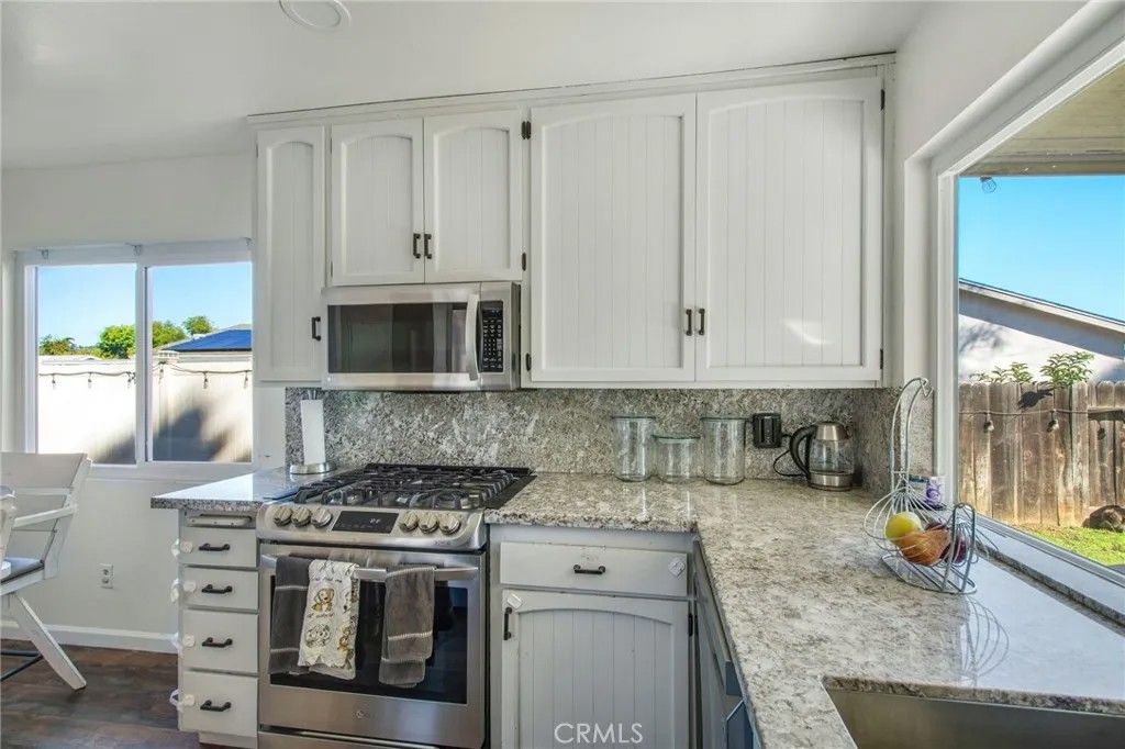 Photo of 1712 Weathervane Pl, Escondido, CA 92027 (MLS # OC25268608)