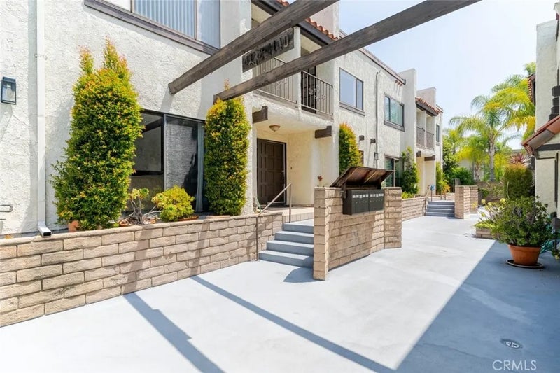 4136 Ocean View Boulevard