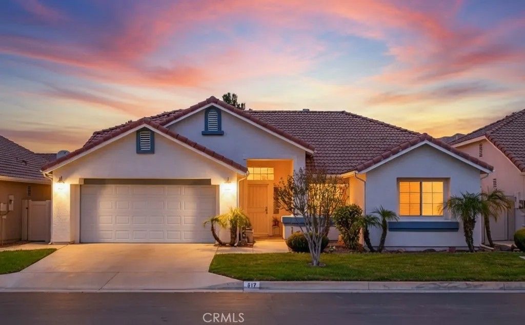 Photo of 817 Perla Court, San Jacinto, CA 92583 (MLS # SW26054943)