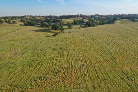 Tiny photo for 15385 Weston Road, Flournoy, CA 96029 (MLS # SN25241136)