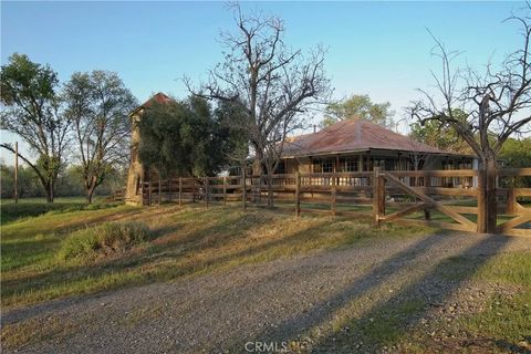 Tiny photo for 15385 Weston Road, Flournoy, CA 96029 (MLS # SN25241136)