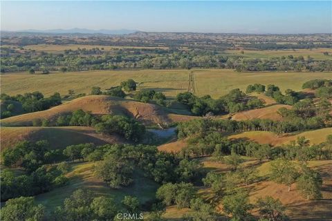 Tiny photo for 15385 Weston Road, Flournoy, CA 96029 (MLS # SN25241136)