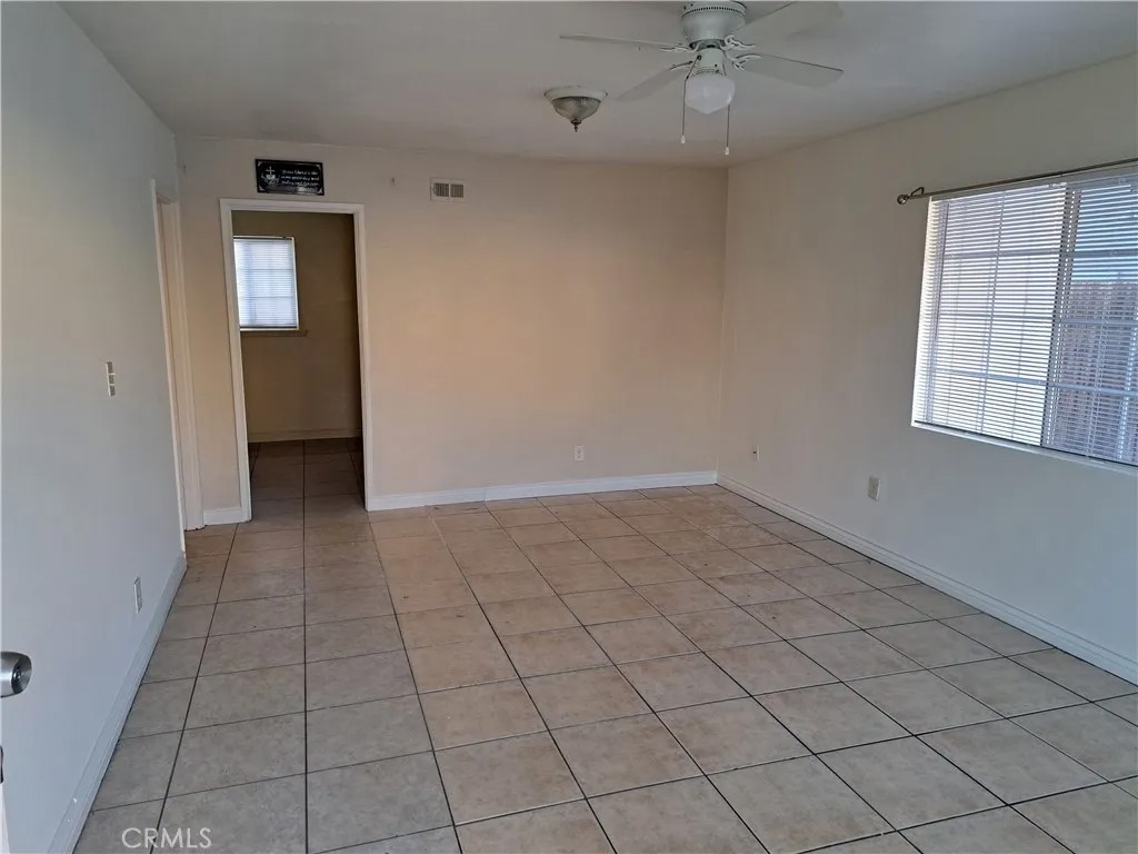 1206 Palm
