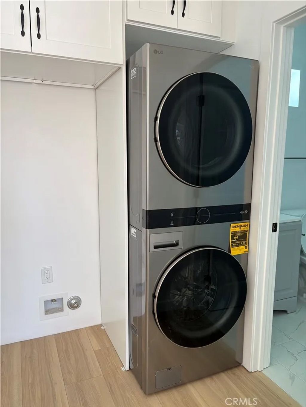 Photo of 7622 Royer, Canoga Park, CA 91304 (MLS # SR26080662)