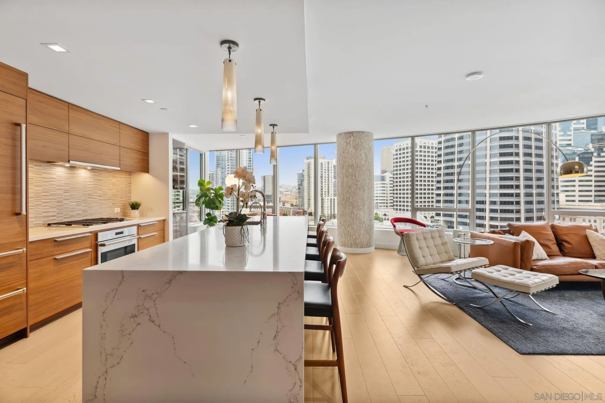 888 W E Street 1205