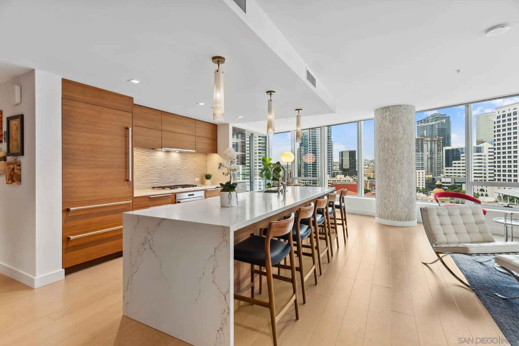 888 W E Street 1205