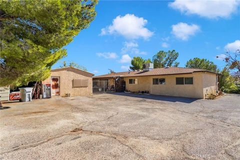Tiny photo for 17550 Buckthorn Ave, Hesperia, CA 92345 (MLS # HD25244388)
