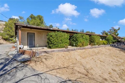 Tiny photo for 17550 Buckthorn Ave, Hesperia, CA 92345 (MLS # HD25244388)