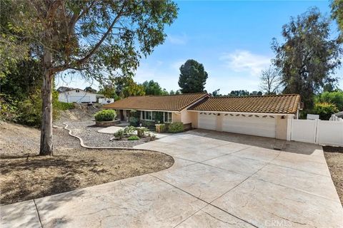 Photo of 31235 Calle Felicidad, Temecula, CA 92591 (MLS # SW26043544)