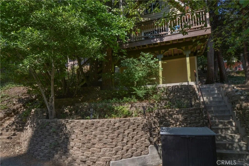 761 Arrowhead Villa Road