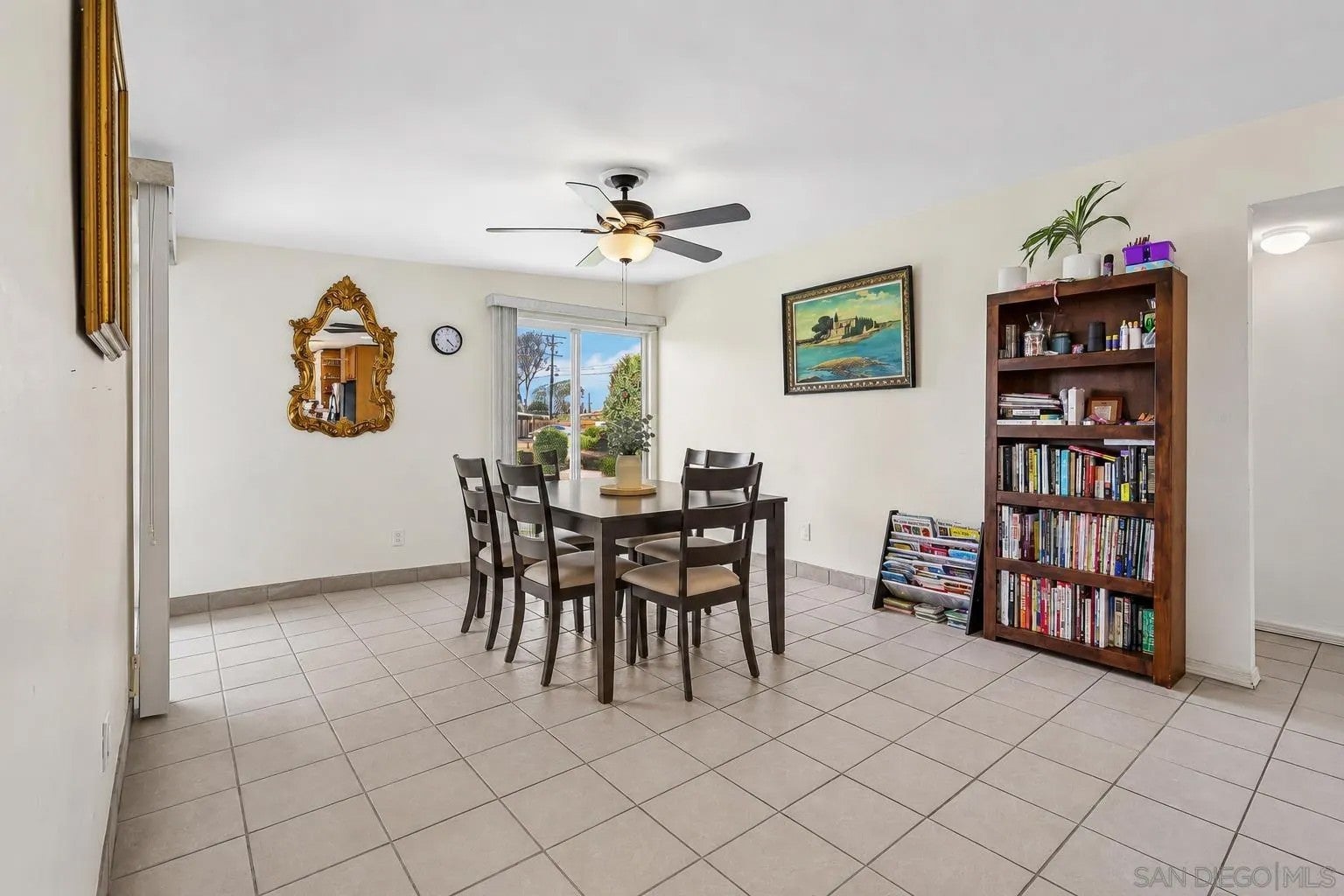 857 Holly Ave