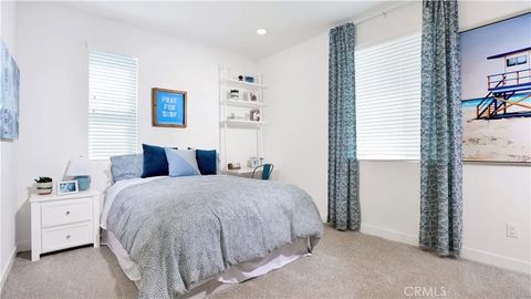 Tiny photo for 2217 W Orange Ave #17, Anaheim, CA 92804 (MLS # OC26068122)