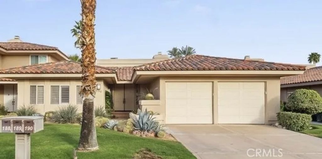 Photo of 190 Desert Lakes, Rancho Mirage, CA 92270 (MLS # SR26033869)