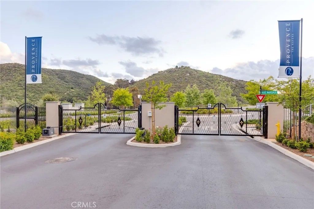 Photo of 3075 Rue De Latour, Vista, CA 92084 (MLS # PI26107531)