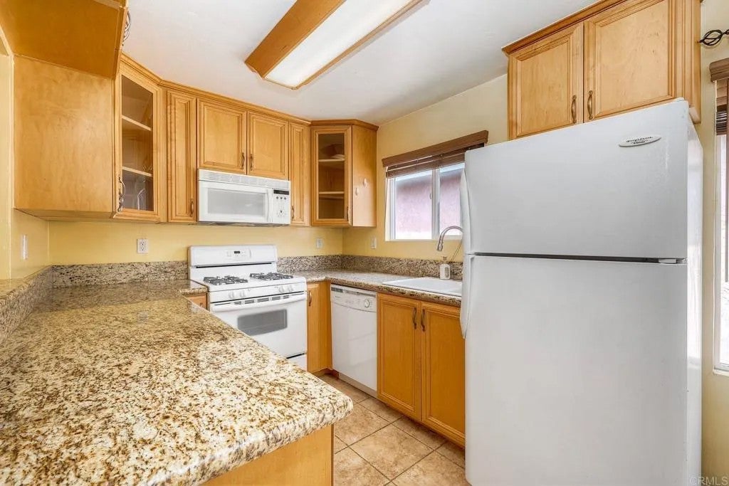 4431 32nd Street #7