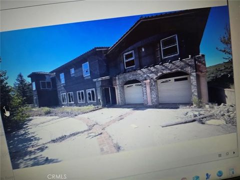 47115 WONDERLAND Banning CA 92220