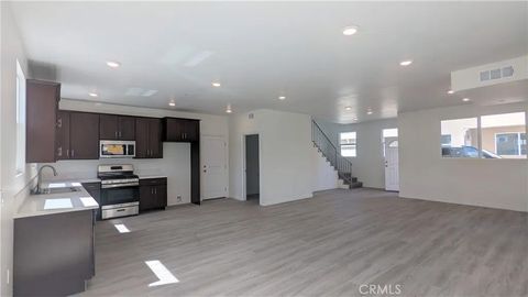 Tiny photo for 15115 W Logos Court, North Hills, CA 91343 (MLS # SR25250974)