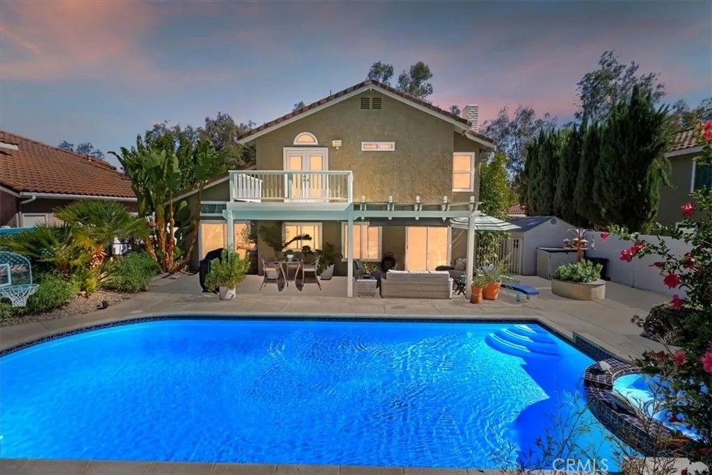 Photo of 40609 Symeron Way, Murrieta, CA 92562 (MLS # SW25238447)